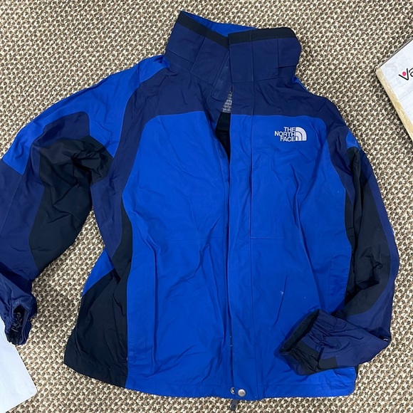 The north face jacket - Picture 1 of 4
